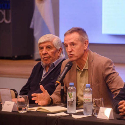 Reuni&oacute;n en la CGT