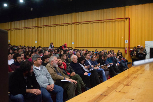 Encuentro de movimientos sociales en la Facultad de Ciencias Sociales de la UBA