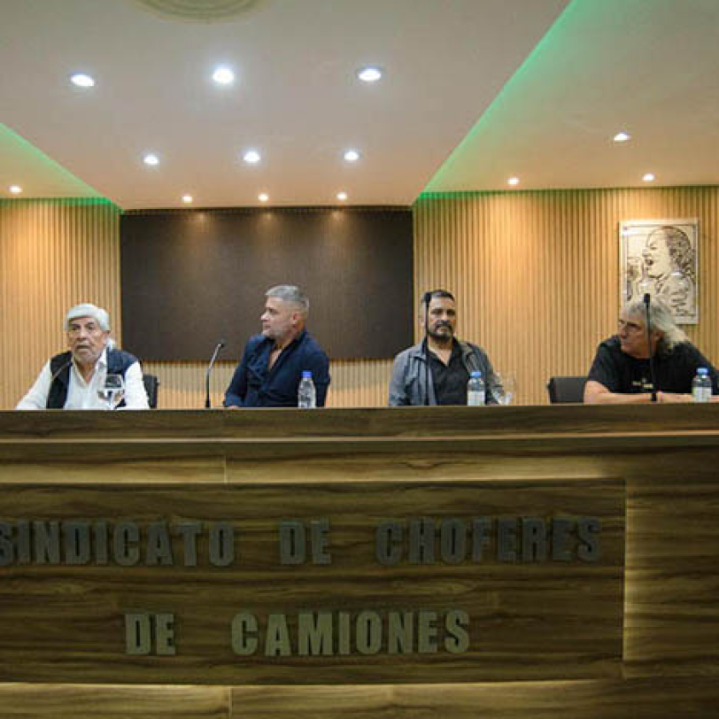 Reunión / Asociación de Camioneros Profesionales